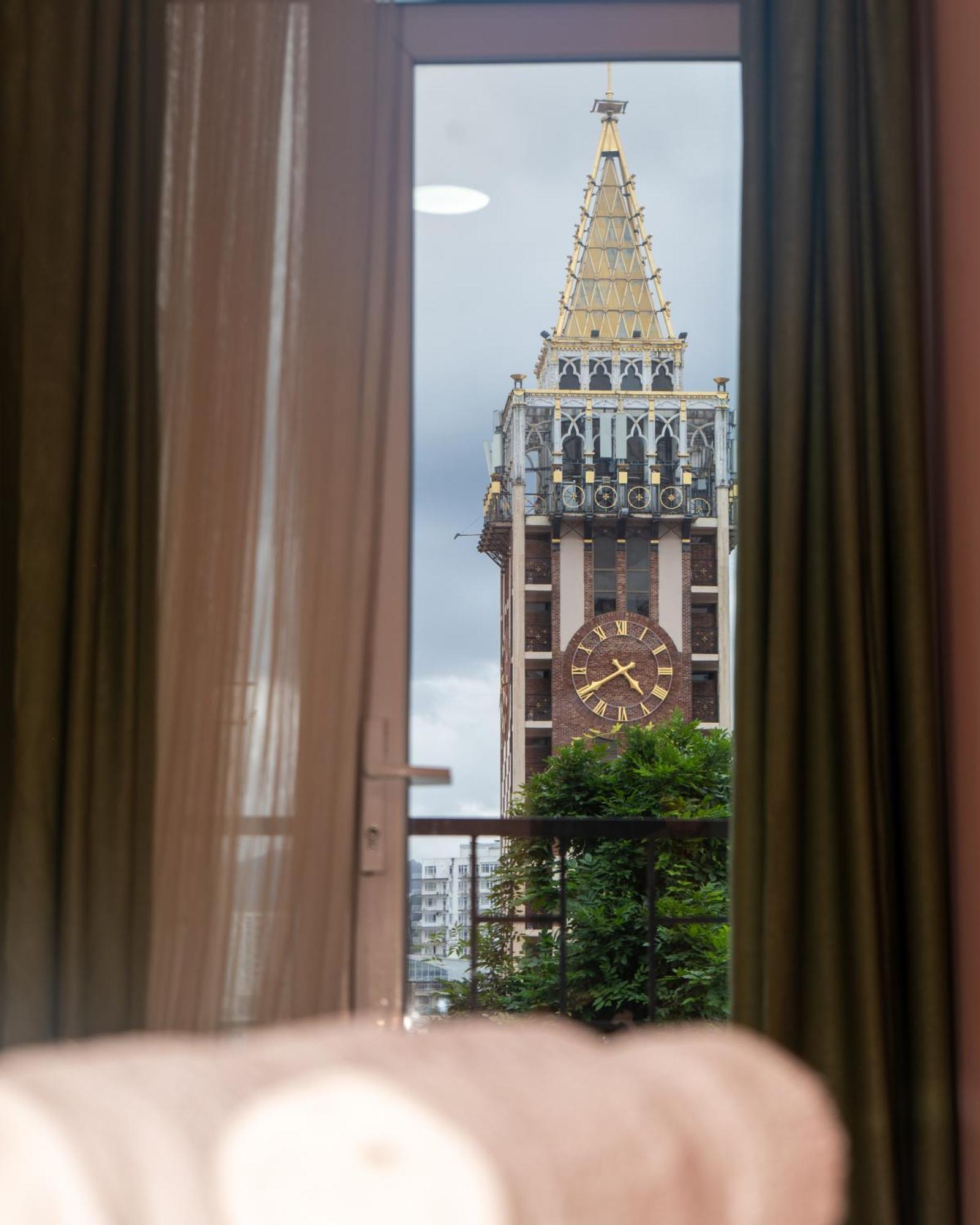 Hotel Ponto Vechio Batumi Bagian luar foto