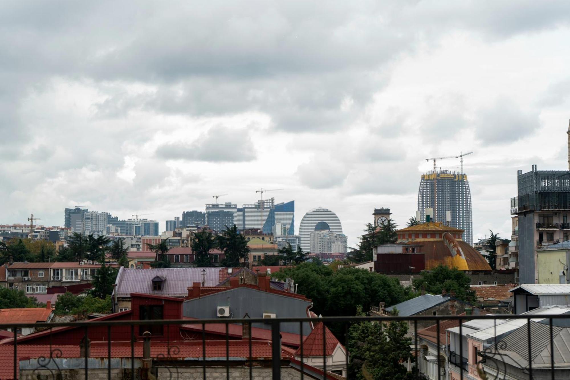 Hotel Ponto Vechio Batumi Bagian luar foto